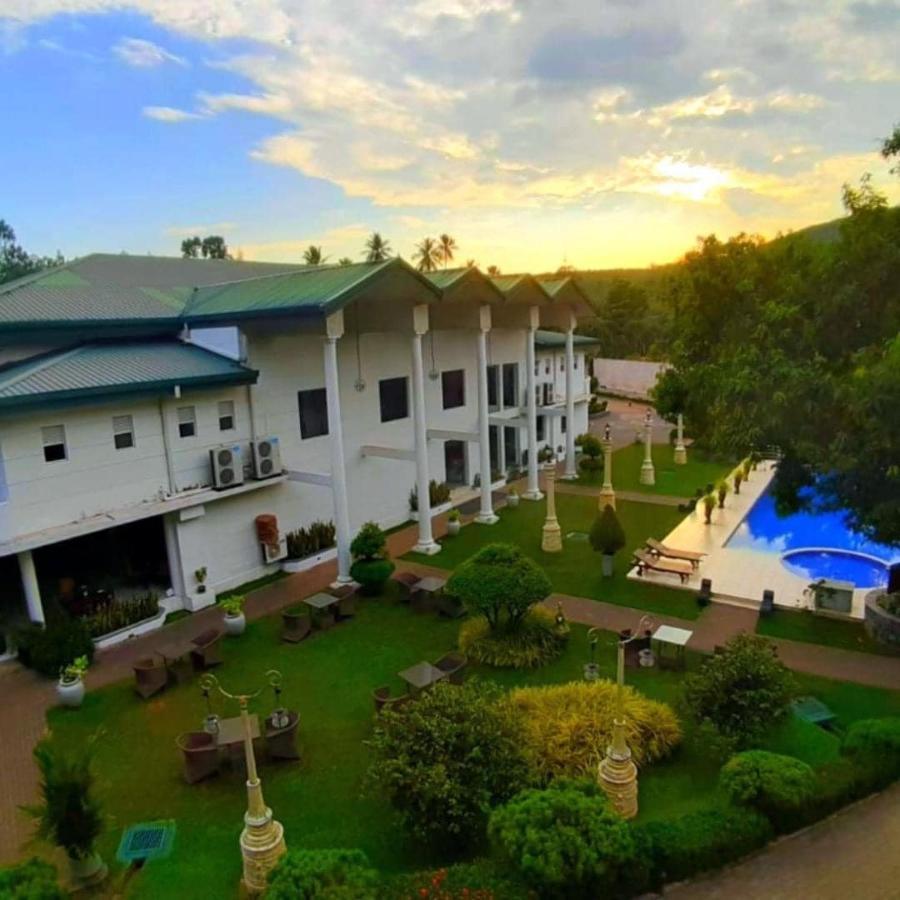 Seethawaka Regency Avissawella Zewnętrze zdjęcie