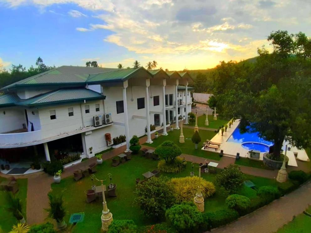Seethawaka Regency Avissawella Zewnętrze zdjęcie